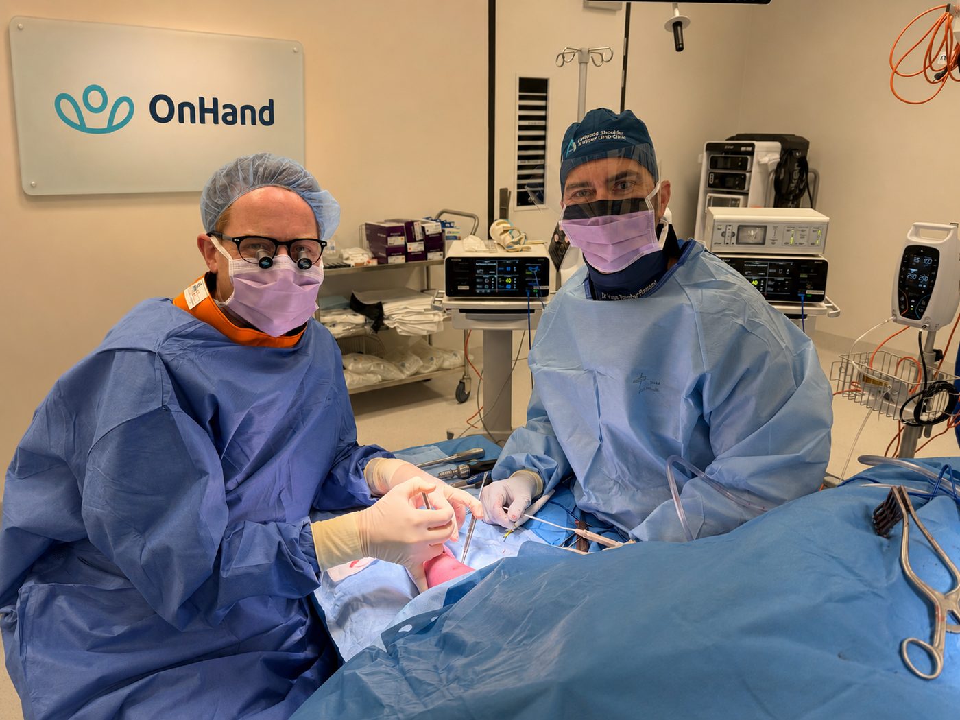 Dr Oscar Brumby-Rendell and Dr Nicholas Smith operating together
